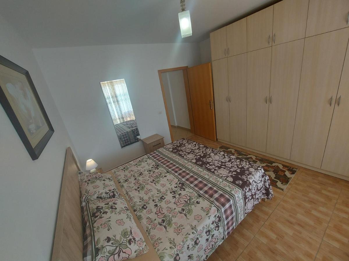 Bral Apartments 4 Dıraç Dış mekan fotoğraf